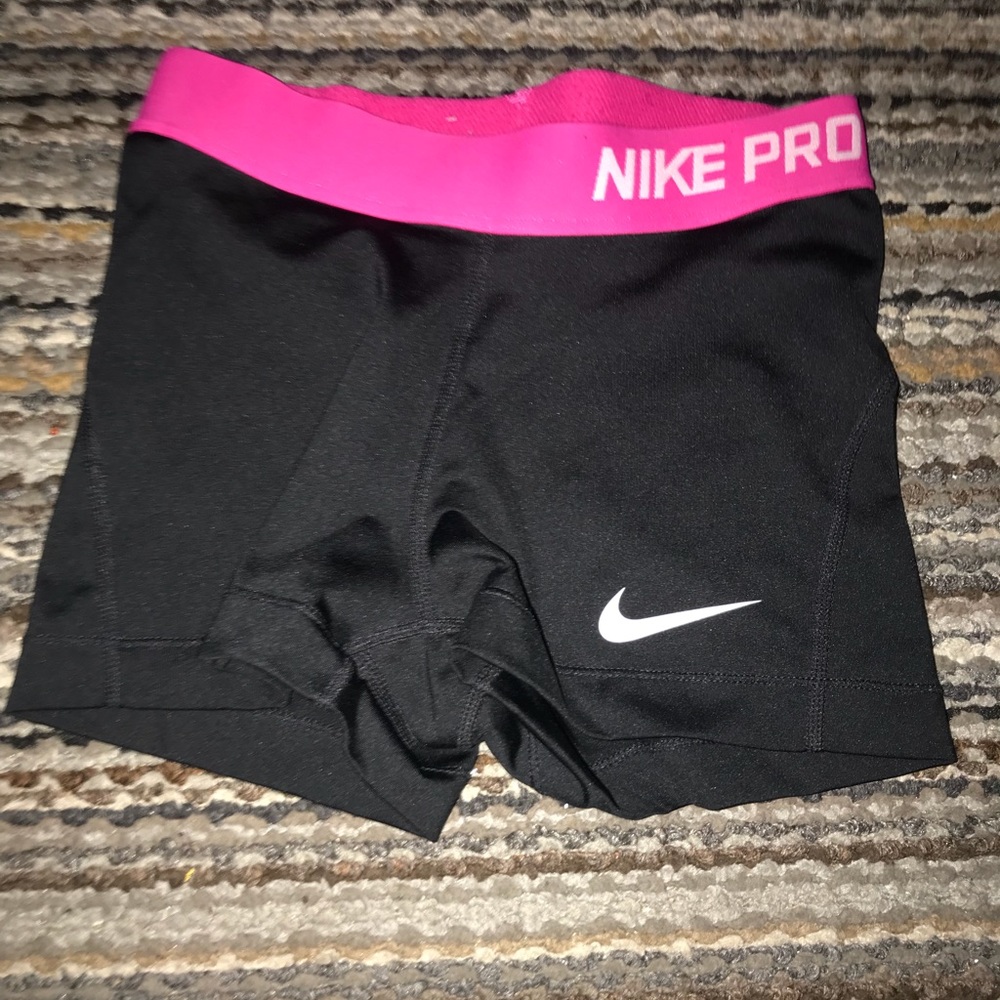 Pink & blk nike pro shorts
